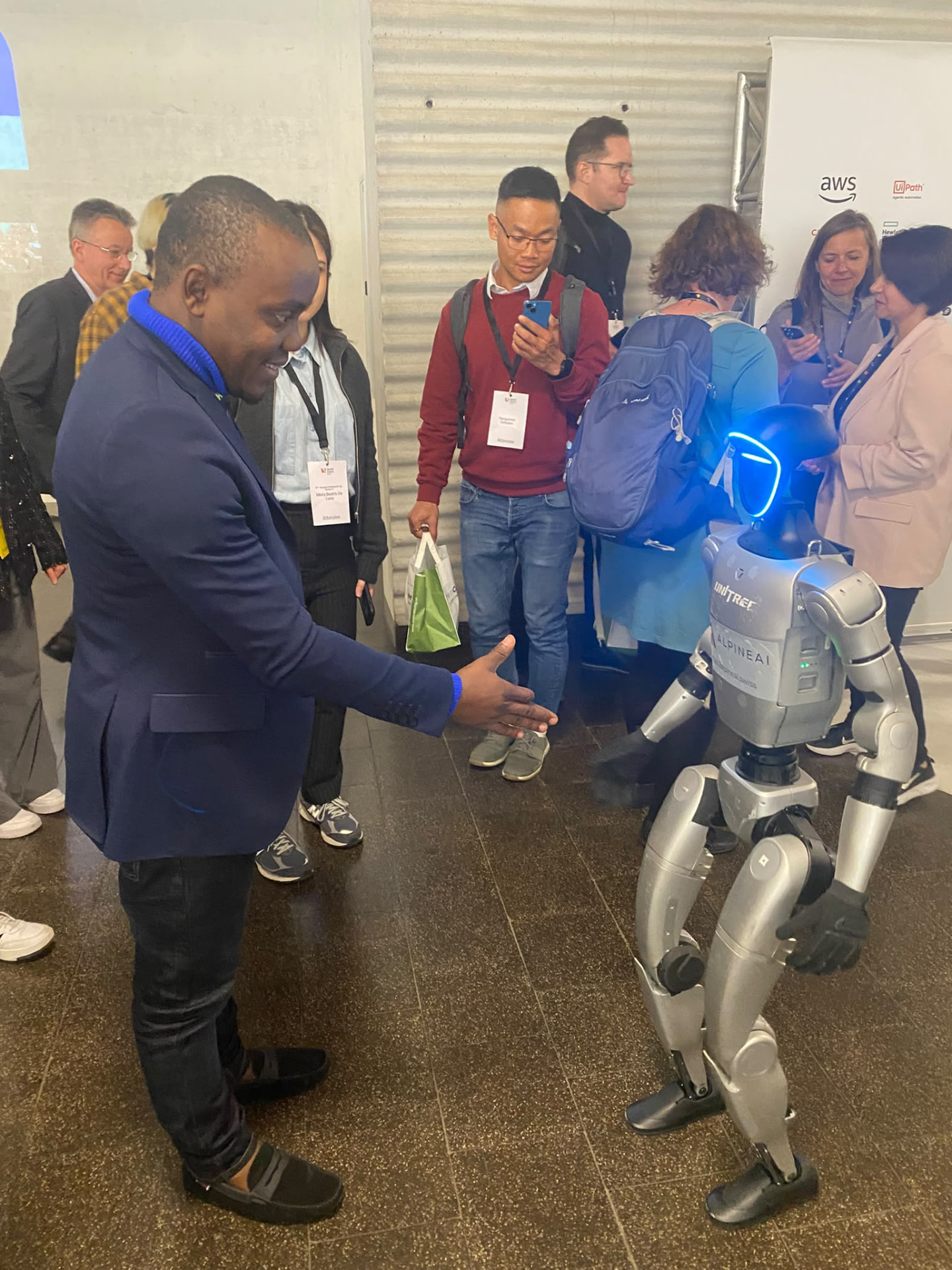 Rencontre avec un robot humanoïde à GenAI Zürich